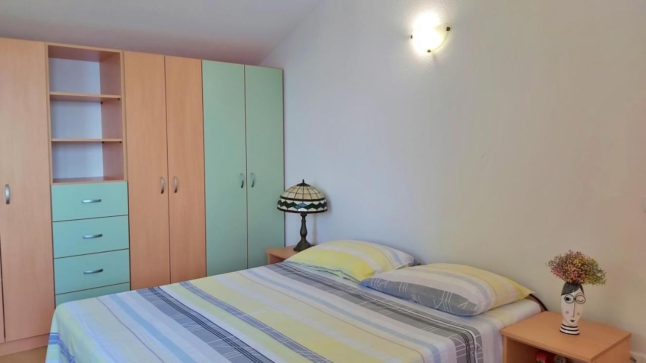 Apartments Borak 오미스 외부 사진