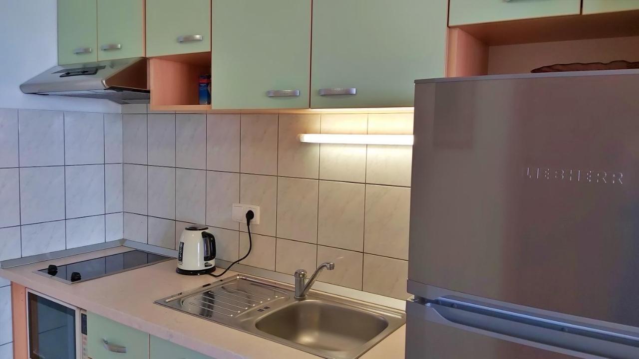 Apartments Borak 오미스 외부 사진