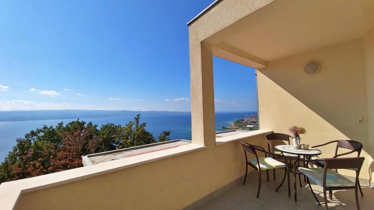 Apartments Borak 오미스 외부 사진